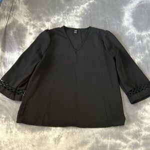 SHEIN Black V Neck Blouse 3/4 Sleeves